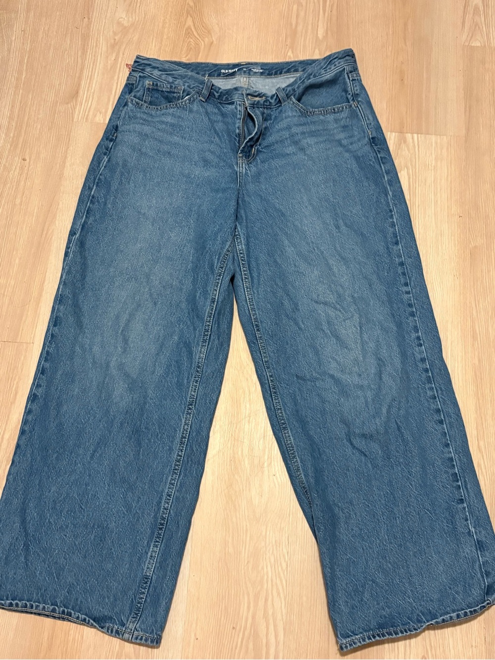 Old Navy Wide-Leg Jeans in Blue Denim